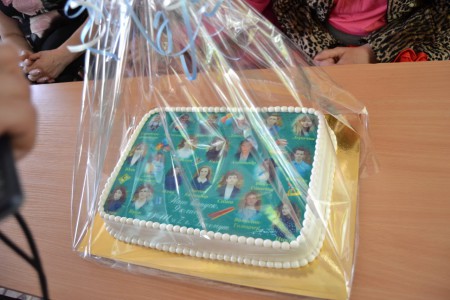 Солодкий подарунок батьків та класного керівника